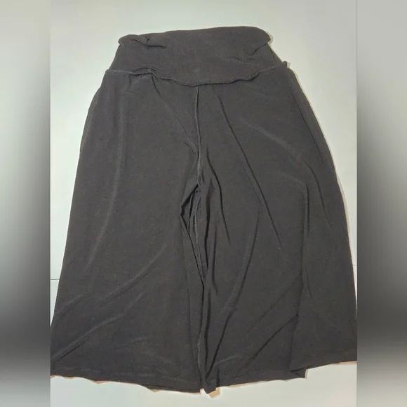 Amy Wear Black Dress Wide Leg Capri Pants - Picture 8 of 8